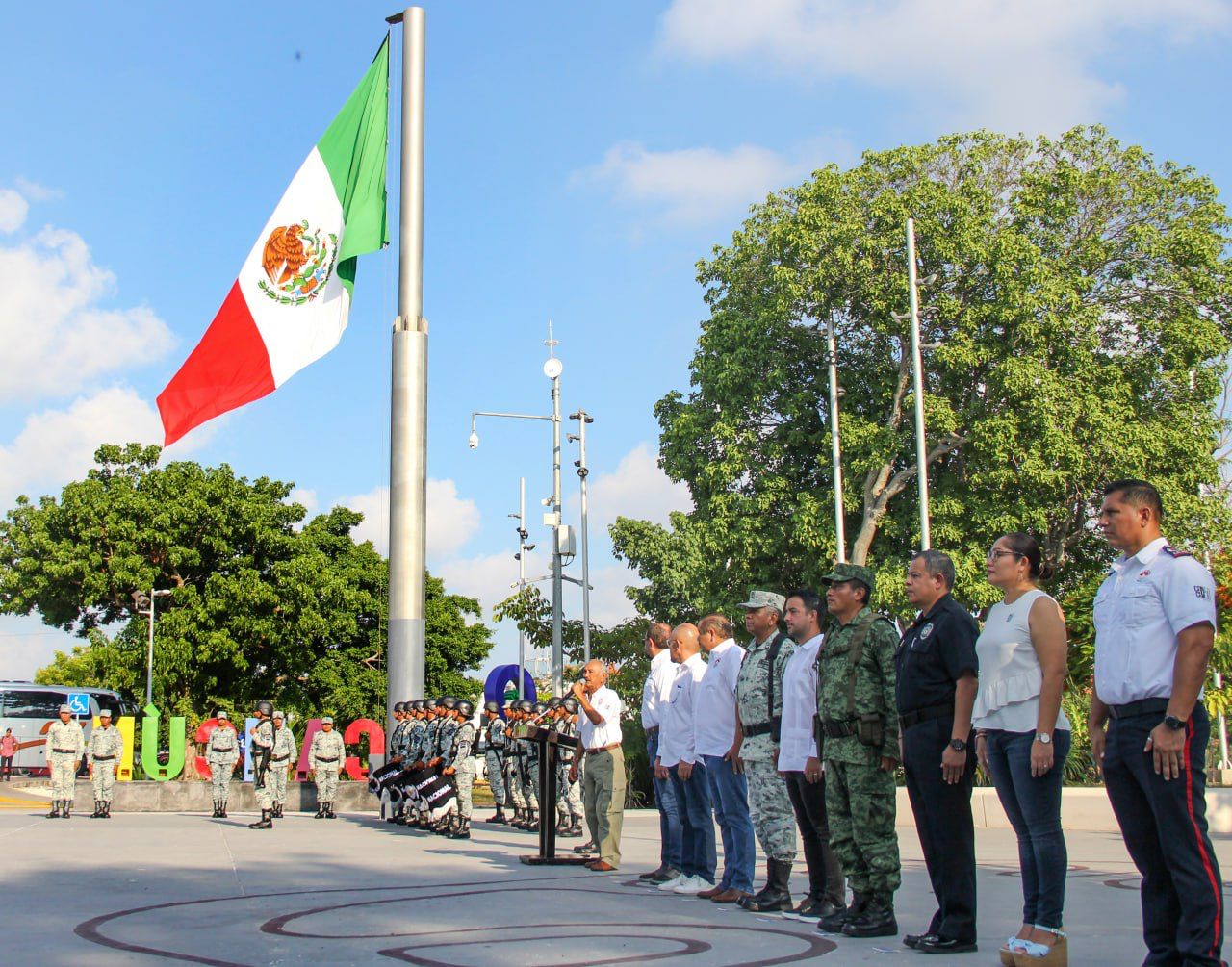 uploads/6/32/01 (274).Jpeg